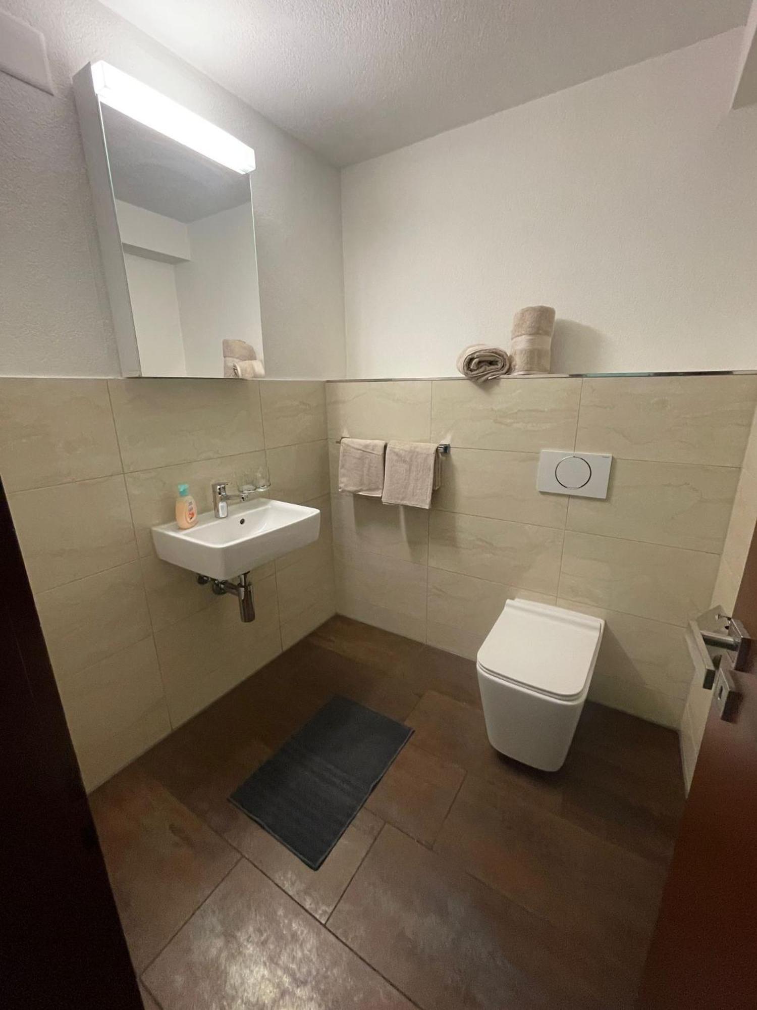 Ferienregion Andermatt - Studio In Wassen Bagian luar foto
